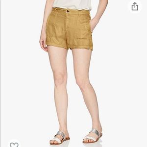Roxy Crazy Wild High Waist Short in Curry